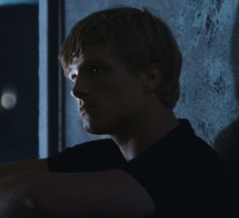 Blue Core, Peeta Mellark, Josh Hutcherson, Side Profile, My Father, The Man, Blue