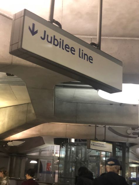 Wilbur Astethic, Wilburcore Aesthetic, Fanbase Aesthetic, Wilbur Core Aesthetic, Ycgma Widgets, Wilbur Soot Core Aesthetic, Your City Gave Me Asthma Aesthetic, Ycgma Wilbur, Jubilee Line Wilbur Soot