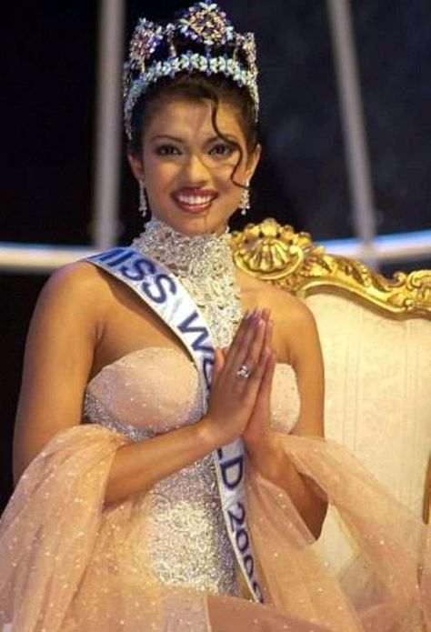 Priyanka Chopra Mrs. World 2000 Bollywood, Prianka Copra, Chopra Priyanka, Miss World 2000, Pageant Winner, Indian Movie, Mindy Kaling, Miss India, Stylish Celebrities