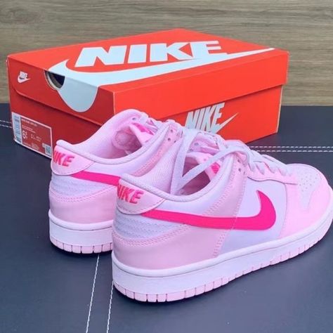 Shop 91beauty4's closet or find the perfect look from millions of stylists. Fast shipping and buyer protection. ❤️Nike Dunk Low Triple Pink Women's ❤️Brand new in box, authentic and no wear, ❤️Thank you for your like and accept reasonable offer Nike Dunk Low Triple Pink, Lavender Outfits, Nike Rosa, Photo Basket, Nike Shoes Women Fashion, Pink Nike Shoes, Pretty Sneakers, Trendy Shoes Sneakers, Nike Fashion Shoes