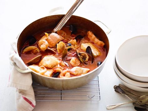 Cioppino Recipe | Giada De Laurentiis | Food Network Dinner Ideas Italian, Christmas Eve Dinner Ideas, Cranberry Rice, Cioppino Recipe, Roasted Winter Vegetables, Seafood Feast, Standing Rib Roast, Christmas Eve Dinner, Giada De Laurentiis