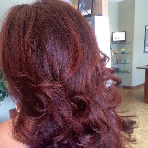 ANB Signature Blowout with Hot Brush Set #curls #blowout Red Blowout Hair, Red Hair Blowout, Red Head Blowout, 90s Blowout Red Hair, Blowout Burgundy Hair Color, Blow Dry Curls Perfect Blowout, Dark Red Hair Blowout, Dominican Blowout, Natural Red Hair