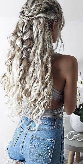 Festival Hair Braids, Long Hair Waves, Grey Curly Hair, Fishtail Braid, Festival Hair, Long Blonde, Long Blonde Hair, 인물 사진, Burning Man