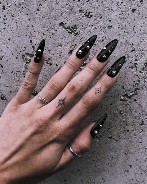 Witchy Nail Art, Starry Nails, Witchy Nails, Art Nouveau, Nail Art, Nails