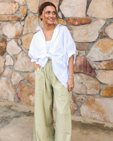 Martin’s Family Clothing on Instagram: "This outfit for spring💌🌿🌷 Shop in store and online!✨" Wide Leg Trousers Spring Outfit, Green Linen Cargo Pants Outfit, Linen Trousers Outfit Plus Size, Oversized Linen Pants Outfit, Sage Green Wide Leg Pants Outfit, Tops That Go With Linen Pants, Light Green Linen Pants Outfit, Wide Leg Trousers Outfit Spring, Patterned Linen Pants Outfit