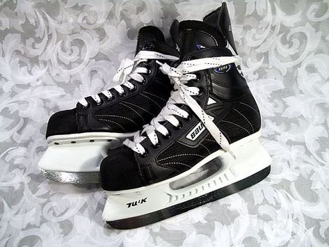 oakley reed ★ Iced out | ce ricci Hockey Skates Aesthetic, Ice Skating Shoes Aesthetic, Girl Hockey Player, Ice Skating Shoes, Ice Hockey Skates, Ice Skating Aesthetic, Meghan Quinn, Hockey Shoes, Skates Shoes