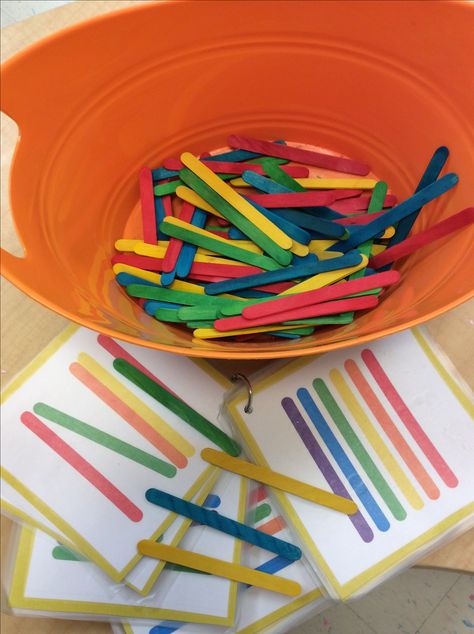 using the color Popsicle sticks match them to the colors on the mats Curriculum Planning, Teaching Toddlers, Number Activities, Color Games, Matching Activity, Play Based, Plan Ideas, Cognitive Development, Baby Diy