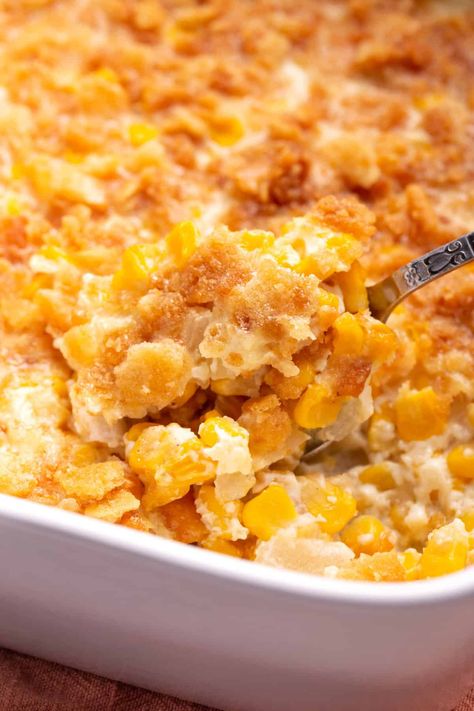 If you have been looking for an old-fashioned scalloped corn recipe, this is it! Our easy scalloped corn recipe is sweet, creamy and rich. Scalloped Corn Casserole, Healthy Thanksgiving Dinner, Homemade Cream Corn, Delicious Casseroles, Scalloped Corn, Corn Recipes Side Dishes, Cream Corn Casserole, Fresh Corn Salad, Corn Salsa Recipe