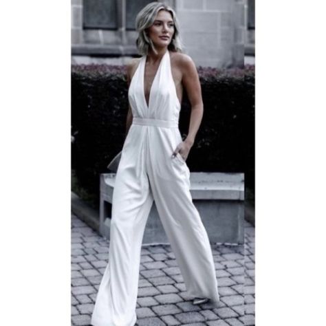 Bridal Romper, White Jumpsuit Wedding, Cocktail Jumpsuit, Chic Jumpsuit, Formal Jumpsuit, Off Shoulder Jumpsuit, Bridal Jumpsuit, Wedding Jumpsuit, Jumpsuit Chic