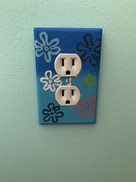 Outlet Painting Ideas, Light Switch Art, Light Switch Covers Diy, Bedroom Art Painting, Yellow Kitchen Cabinets, Easy Room Decor, Cute Diy Room Decor, Cute Bedroom Decor, Yellow Kitchen