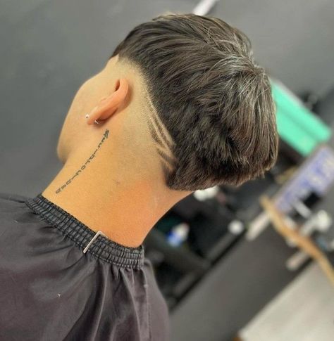 Drop Fade With Design, Drop Fade Design, Low Fade Design, Mid Fade En V, Taper Fade Alto, Low Fade En V, Low Fade Em V, V Fade, Fade Haircut Designs