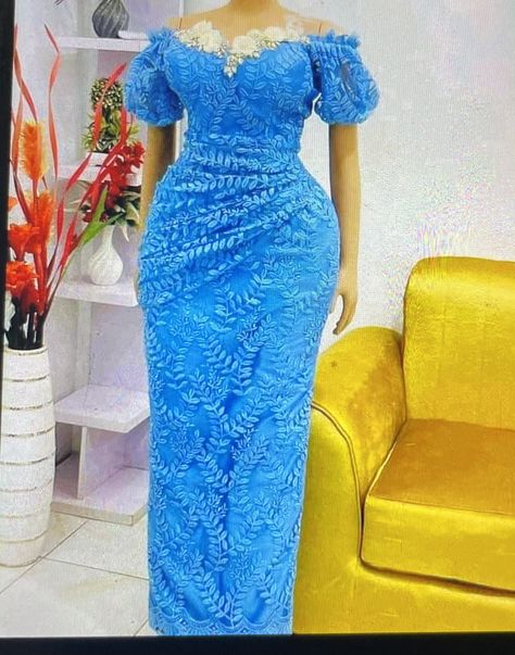 Asoebi Lace Styles For Wedding, Lace Gown Styles Nigerian, Latest Lace Styles, Asoebi Lace Styles, Lace Styles For Wedding, Nigerian Lace Dress, Casual Gowns, Lace Dress Classy, Nigerian Lace Styles Dress