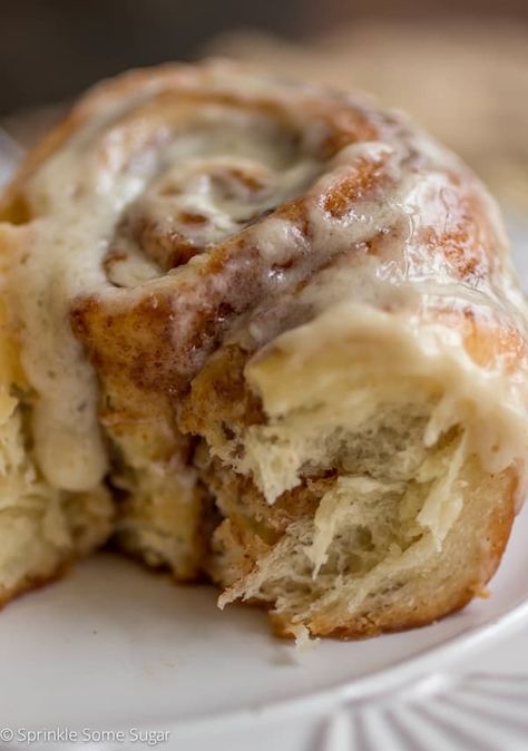 Soft And Fluffy Cinnamon Rolls, Cinnamon Rolls Without Yeast, Cinnabon Cinnamon Rolls, Fluffy Cinnamon Rolls, Cinnamon Roll Recipe Homemade, Vegan Cinnamon Rolls, Best Cinnamon Rolls, Cinnamon Rolls Homemade, Cinnamon Rolls Recipe