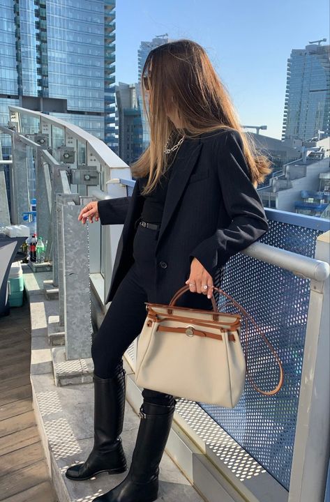 Herbag Outfits, Herbag Hermes Outfit, Hermes Herbag Outfit, Hermes Constance Bag Outfit, Herbag Hermes, Hermes Outfit, Herbag 31, Trendy Heels, Handbag Outfit