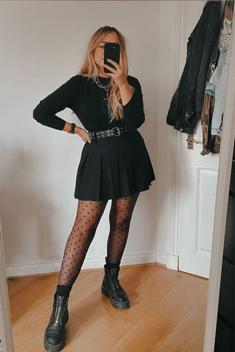 Casual Long Sleeve Dress Outfit, Alt Wardrobe Essentials, Grunge Holiday Outfit, Alt Nye Outfit, Plus Size Fancy Outfit, Alternative Casual Outfit, Indie Concert Outfit Winter, Black Long Sleeve Dress Outfit, Heart Tights Outfit