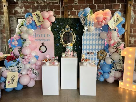 Alice In Onederland Backdrop, Alice In Wonderland Balloon Arch, Alice In Wonderland Backdrop, Onederland Backdrop, Wonderland Party Theme, Butterfly Birthday Party Decorations, Alice In Onederland, Alice In Wonderland Birthday Party, Alice In Wonderland Tea Party Birthday