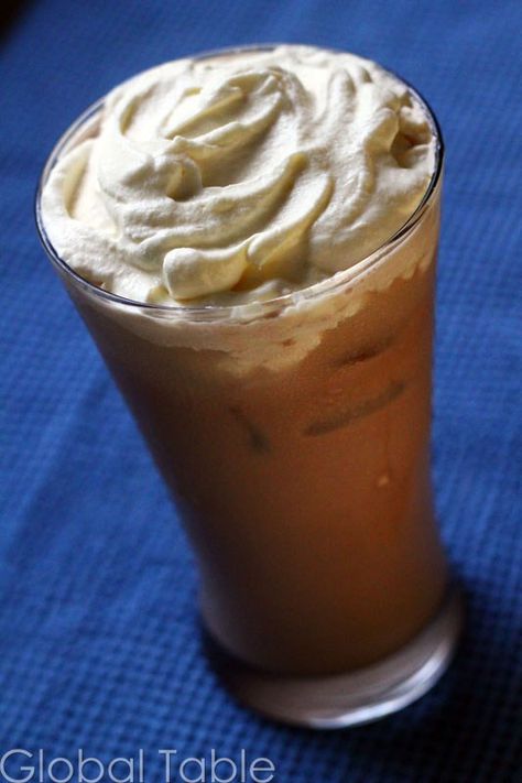 Serves 4 Brazilian iced coffee has the spirit of a root-beer float. Rich chocolate milk and fizzy cola sweetens the drink, while the coffee gives it a nice kick (although decaf is a great option, t… Cold Coffee Drinks Recipes, Cola Recipe, Brazilian Coffee, Iced Mocha, Coffee Mix, Vegan Milk, Coffee Chocolate, Root Beer Float, Tasty Kitchen