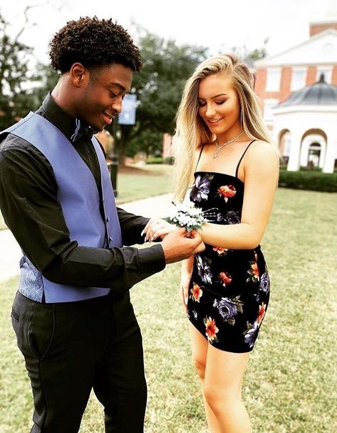 Are Black Boys and White Girls Winning? – Interracial Marriage Black Boy And White Girl Couple, White Girl Black Boy, White Girl Black Guy Relationship, Black Boy White Girl Couple, Black Boy And White Girl, Black Guy White Girl, Black Man White Girl, Teen Couple, Interracial Family