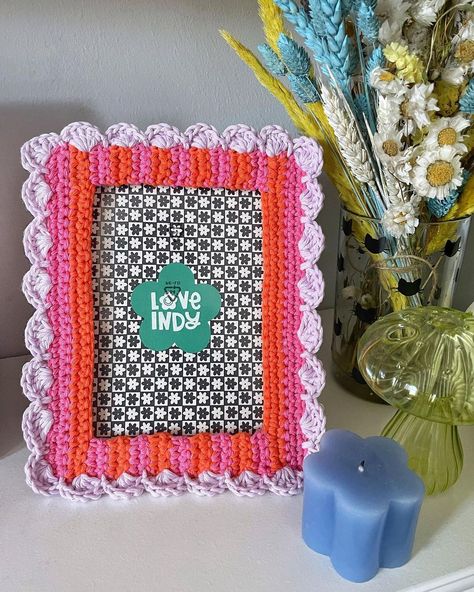 you drive me daisy #TBT 🌼 because I haven’t posted this cutie in fooorrrreeever well not since Jan that is 🥺🦋… | Instagram Crochet Photo Frame Free Pattern, Crochet Photo Frame, Crochet Picture Frame, Cute Picture Frame, Crochet Frame, Cute Picture Frames, Diy Crochet Top, Photocard Holder, Dopamine Decor