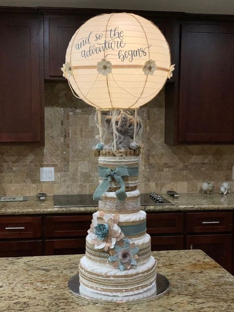 Hot Air Balloon Baby Shower Cake, Cake With Lights, Hot Air Balloon Diaper Cake, Hot Air Balloon Shower, Hot Air Balloon Cake, Diy Hot Air Balloons, Diy Diaper Cake