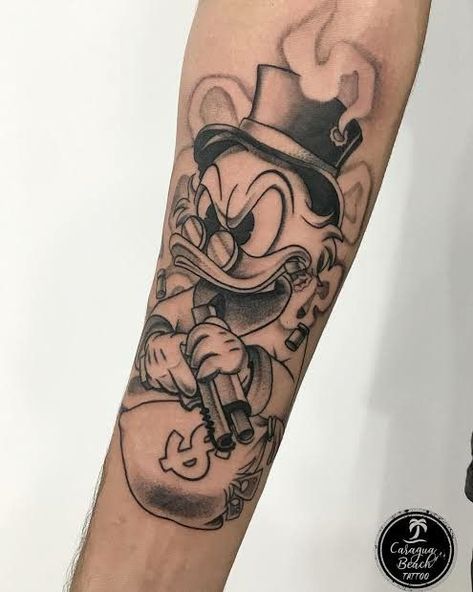 Donald Duck Tattoo Gangsta, Scrooge Mcduck Tattoo, Graphic Design Tattoos, Simple Tattoos For Guys, Gangsta Tattoos, Goth Tattoo, Money Tattoo, Chicano Style Tattoo, Foot Tattoos For Women