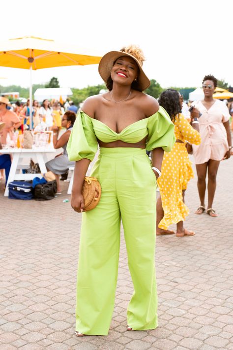 Polo Classic Theme Party Outfit Women, Polo Classic Veuve Clicquot Outfit Black Women, Derby Outfits Black Women, Polo Party Outfits For Women, Black Derby Outfits For Women, Polo Classic Outfit Womens Fashion, Polo Event Outfits For Women, Polo Match Outfits For Women, Veuve Clicquot Polo Classic Outfits