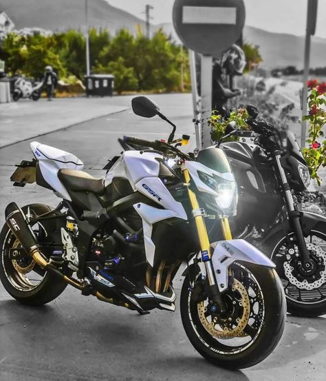 Gsr 750, Gillette Razor, Custom Street Bikes, Motorcycle Manufacturers, Suzuki Motorcycle, Yamaha R1, Sports Bikes Motorcycles, Cool Motorcycles, Suzuki Gsx