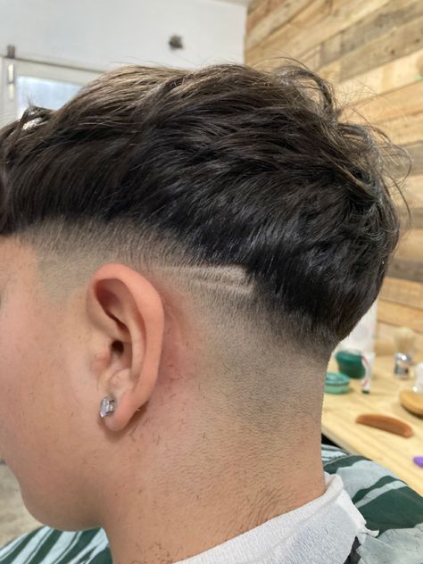 Buzz Cut For Men, Mid Skin Fade, Low Taper Fade Haircut, Fade Haircut Styles, Low Skin Fade, Drop Fade Haircut, Low Fade Haircut, Men Haircut Curly Hair, Taper Fade Haircut