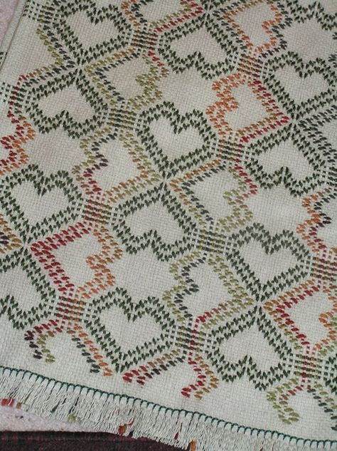 Double Tumbling Hearts Swedish Weave Blanket Embroidery Baby Blanket, Free Swedish Weaving Patterns, Ideas For Embroidery, Weave Blanket, Swedish Weaving Patterns, Cat Cross Stitches, Swedish Embroidery, Embroidery Hoop Wall Art, Swedish Weaving