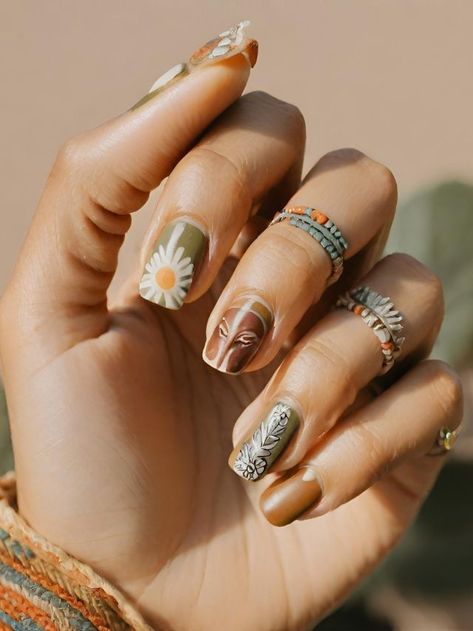 Hippie Nail Designs, Hippie Nail Art, Boho Nails, Hippie Nails, Tie Dye Nails, Hippie Culture, Hippie Love, Nail Fashion, Boho Fringe