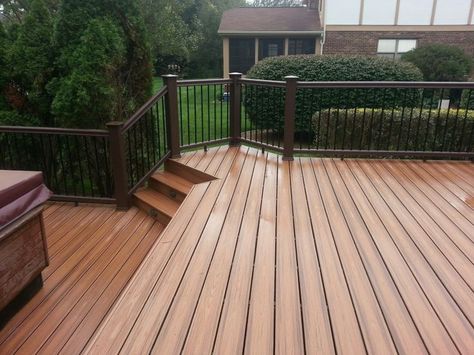 Trex deck - All Decked Out: Backyard Ideas Deck, Backyard Dining Table, Trex Deck Colors, Deck Redo, Backyard Dining, Patio Steps, Hot Tub Backyard, Outdoor Patio Table, Deck Designs Backyard