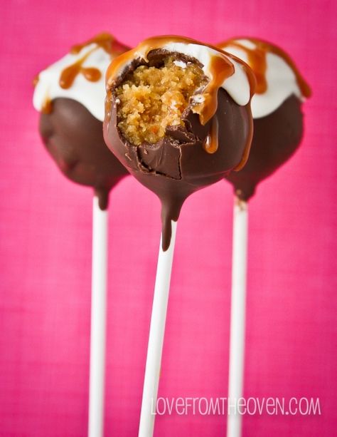 Caramel Cake Pops, Cake Pops Recipe, Cake Pop Recipe Easy, Nutella Cookie, Salted Caramel Cake, Dessert Oreo, Cake Pop Recipe, Easy Cheesecake Recipes, Caramel Cake