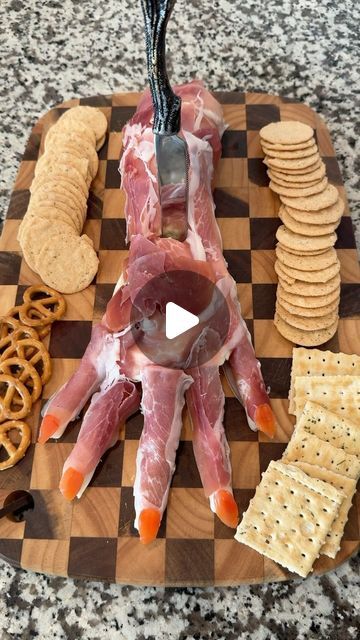 Rina Hutson | Fashion, Outfits, DIY & Seasonal inspo🫧 on Instagram: "Spooky and savory! 🧀🖤 
This Halloween cheese board hand is the perfect creepy touch for your party. 🎃🕷️ 
Use your fave cheese and prosciutto, and you’re all set for a tasty, eerie time! 
Would you try this?🤍

#halloweenparty #spookysnacks #halloweendiy #halloweenfood #halloweenpartyfood #halloweenfun #halloweenpartyideas #halloweencheeseboard" Prosciutto Hand Halloween, Prosciutto Hand, Halloween Cheese Board, Halloween Cheese, Halloween Party Planning, Spooky Snacks, Spooktacular Halloween, Planning Inspiration, Halloween Food For Party