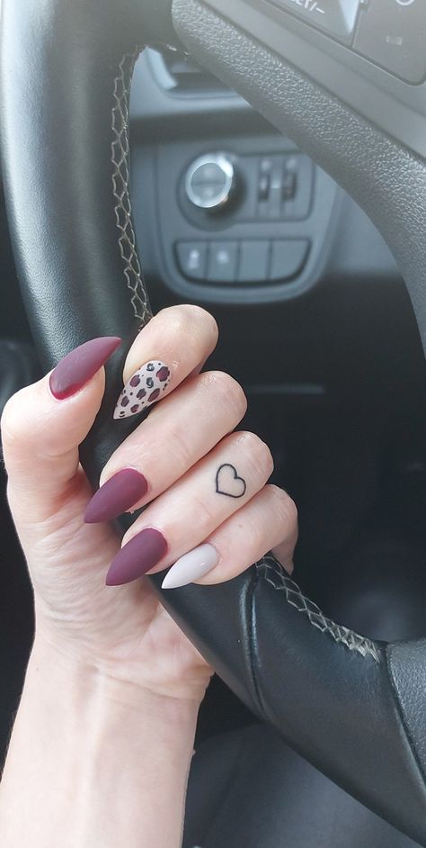 Acrylic nails with dafk red leo design (autumn nails) Leo Nails, Leo Design, Girly Acrylic Nails, Basic Nails, Autumn Nails, Nail Design, Dark Red, Acrylic Nails, Nail Designs