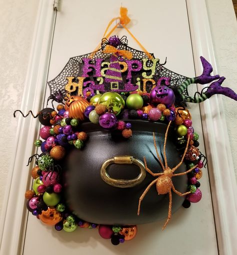 Halloween Caldron, Cauldron Wreath, Cauldron Decor, Halloween Door Hanger, Christmas Scavenger Hunt, Witch Cauldron, Happy Haunting, Halloween Door Hangers, Deco Mesh Christmas Wreaths