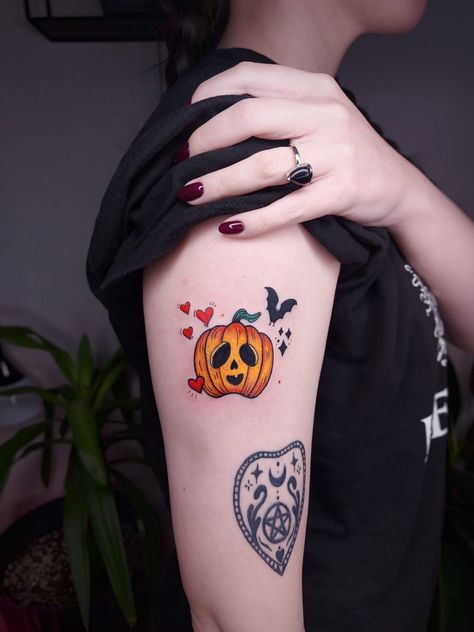 Small Jackolantern Tattoo, Pumpkin Moon Tattoo, Jack O Lantern Tattoo Design, Tiny Jack O Lantern Tattoo, Jackolantern Tattoo, Jack O Lantern Tattoo, Lantern Tattoo Design, Fall Tattoos, Fall Tattoo