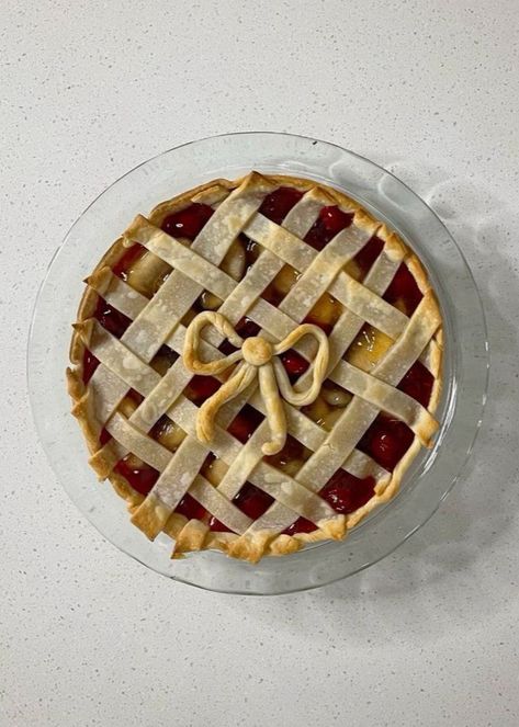 Pie Aesthetic Vintage, Apple Pie Aesthetic, Cute Baking, Think Food, Fall Baking, Okra, Food Obsession, Pretty Food, I Love Food