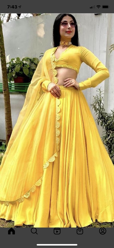 Simple Yellow Dress For Haldi Function, Yellow Chaniya Choli, Yellow Dress For Haldi Function, Yellow Lengha, Dress For Haldi Function, Yellow Haldi Outfit, Lehenga Yellow, Indian Lengha, Haldi Dress