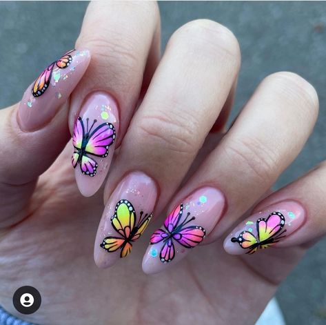 Butterfly Nail Art Designs, Neon Nail Art Designs, Neon Nail Art, Pop Art Nails, Butterfly Nail Designs, Tie Dye Nails, Spring Nail Trends, Butterfly Nail Art, Almond Nails Designs