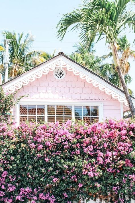 Cottage Core Quotes, Core Quotes, Pink Cottage Core, Pink Beach House, Florida Cottage, Beach House Exterior, Pink Cottage, Pink House, Beach Bungalows