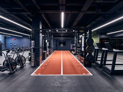 Bespoke rigs, for functional fitness lovers. Designed by #ThirdSpace, crafted by @indigo.fitness Third Space Gym, Sports Facility, Third Space, Gym Setup, Functional Fitness, Work Spaces, Fitness Design, Workspace Design, Space Design