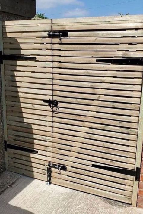 Slatted Gate, Garden Gate, Artificial Grass, Garden Gates, Fencing, Driveway, House Stuff, Diy Garden, Fence