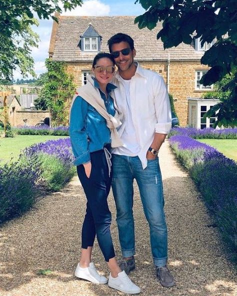 Olivia Palermo And Johannes Huebl, George Stephenson, Olivia Palermo Outfit, Olivia Palermo Johannes Huebl, Olivia Palermo Johannes, Estilo Olivia Palermo, Olivia Palermo Lookbook, Johannes Huebl, Celebrity Style Icons