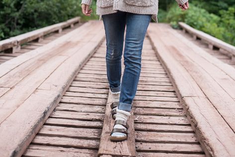 Birkenstock Sandals Outfit With Socks, Birkenstocks And Socks Outfit, Birkenstocks With Socks Outfit, Socks With Birkenstocks, Birks And Socks, Birkenstocks With Socks, Birkenstock Outfit Winter, Birkenstocks Outfits, How To Wear Birkenstock