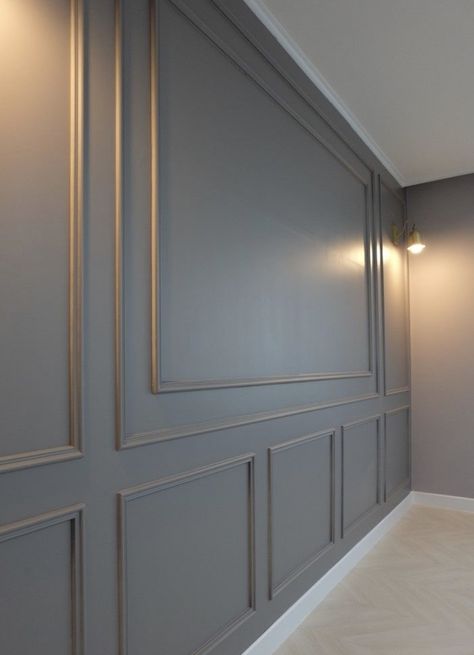 Gold trim Mdf Moulding Design On Wall, درج السلم, Tv Units, Empty Room, Wall Molding, Drawing Room, Home Room Design, Grey Walls, Design Case