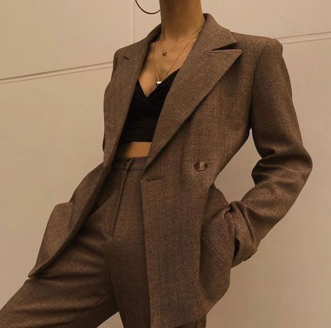 40s Mode, Academia Outfits, Dark Academia Fashion, Mode Chanel, Academia Fashion, 가을 패션, Suit Fashion, Looks Style, Mode Inspiration