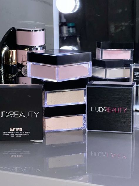 Mecca Makeup, Huda Kattan, Huda Beauty Makeup, Makeup List, Easy Bake, Dream Gift, Powder Makeup, Makeup Brands, Makeup Skincare