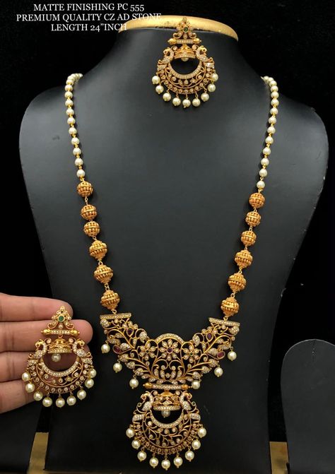 Ankle Jewelry, Trendy Dress Outfits, Indian Bridal Fashion, Antique Gold Jewelry, Gold Jewellery Design Necklaces, Gold Necklace Designs, Jewelry Design Necklace, Bridal Gold Jewellery, Temple Jewellery