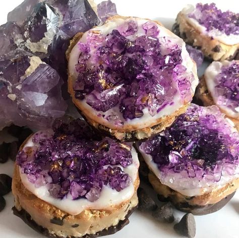 Crystal infused cookie art by goodvibescookieco✨🔮 #goth #gothgoth #gothica #gothicgirl #witchyvibes #witchystyle #witchy #witchypoo #witchesofinstagram #witchesofig #witches #witchythings #pastelgoth #gothgothgoth #cookiemonster #cookiegram Goddess Provisions, Fairy Food, Lavender Amethyst, Lilac Lavender, Cookie Art, Cute Food, Aesthetic Food, Sweet Recipes, Good Vibes