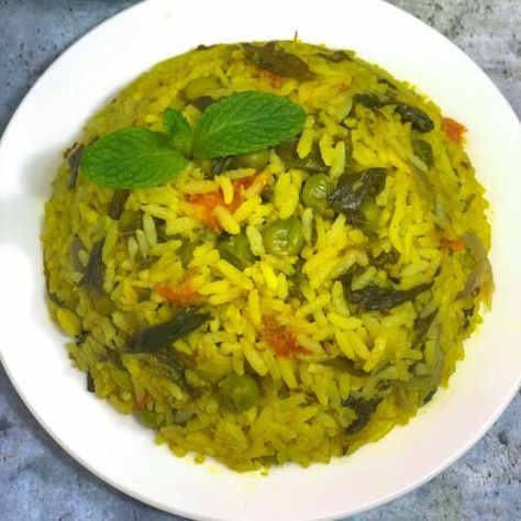 methi leaves pulao served in a plate Ip Rice, Instant Pot Rice Recipes, Spice Chart, Flavorful Rice, Instant Pot Rice, Stovetop Pressure Cooker, Indian Rice Recipes, Indian Rice, Food Pic